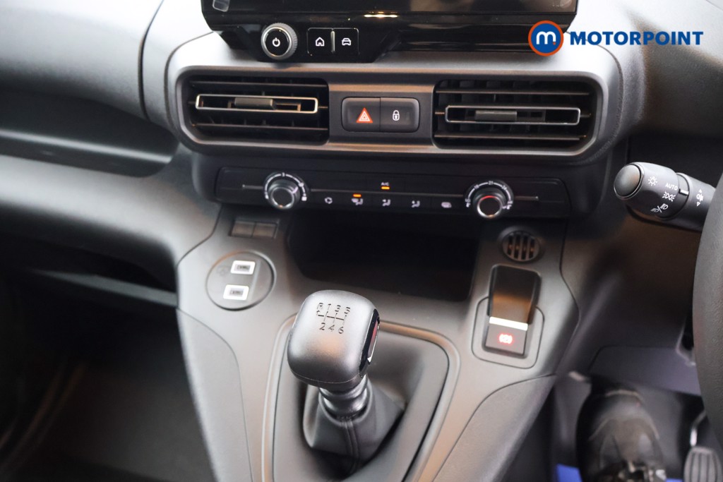 Peugeot Partner Professional Plus Manual Diesel Panel Van - Stock Number (1618463) - 5th supplementary image