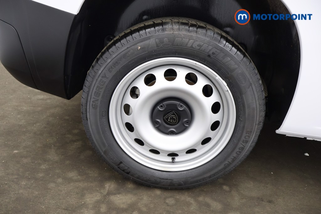 Peugeot Partner Professional Plus Manual Diesel Panel Van - Stock Number (1618463) - 19th supplementary image