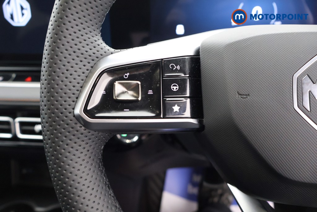 Mg Motor Uk HS SE Automatic Petrol-Electric Hybrid SUV - Stock Number (1623056) - 2nd supplementary image