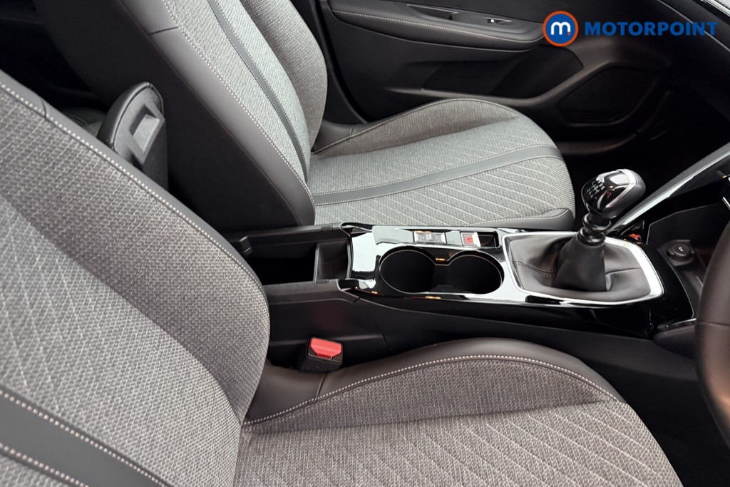 Peugeot 208 Allure Manual Petrol Hatchback - Stock Number (1624827) - 15th supplementary image