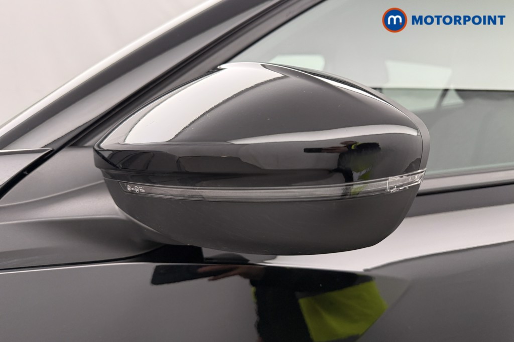 Peugeot 2008 Allure Manual Petrol SUV - Stock Number (1624975) - 23rd supplementary image