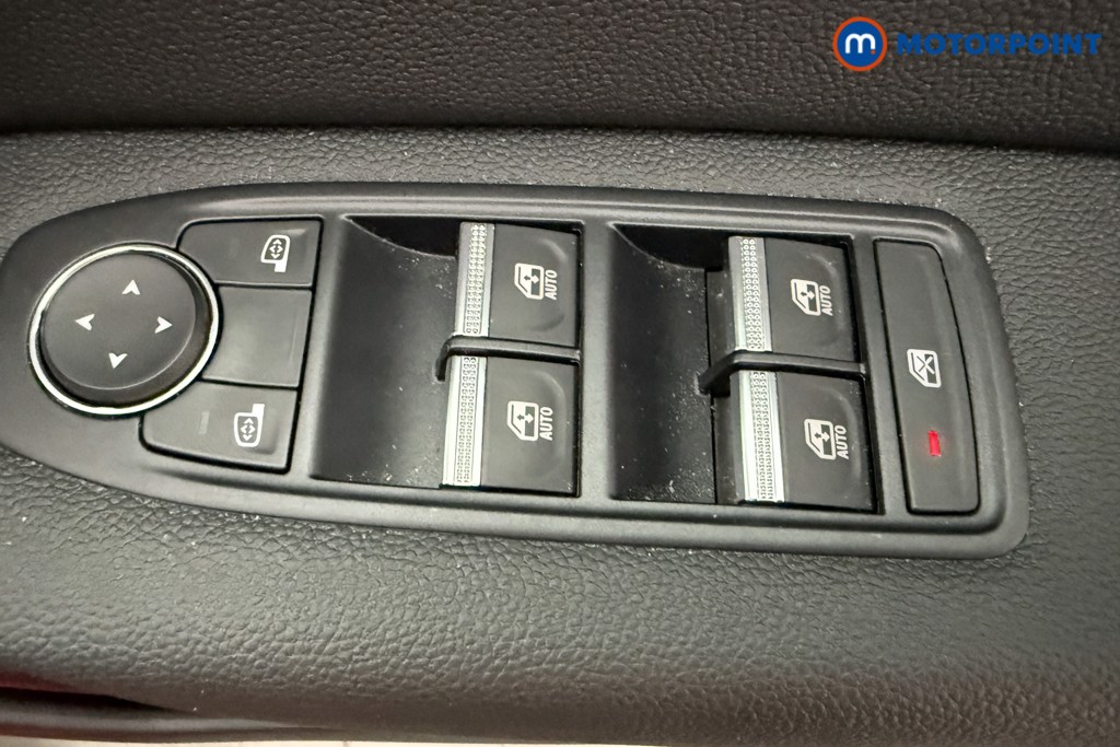 Renault Captur Techno Manual Petrol SUV - Stock Number (1626797) - 14th supplementary image
