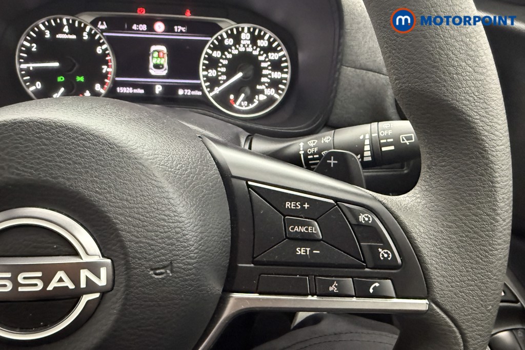 Nissan Juke Acenta Premium Automatic Petrol SUV - Stock Number (1627323) - 9th supplementary image