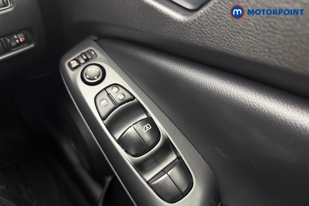 Nissan Juke Acenta Premium Automatic Petrol SUV - Stock Number (1627323) - 10th supplementary image