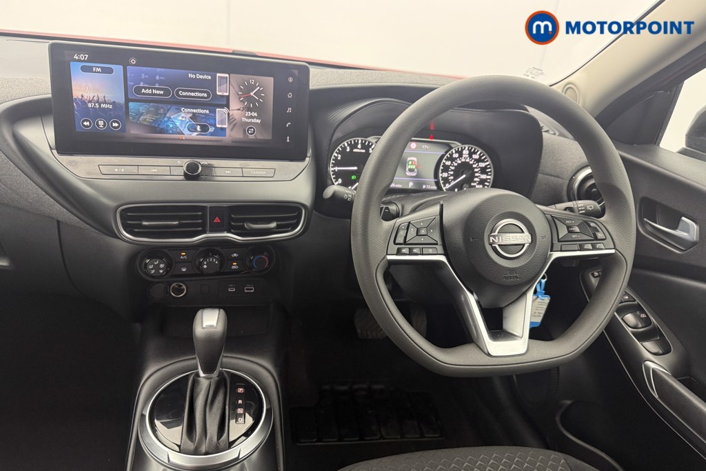 Nissan Juke Acenta Premium Automatic Petrol SUV - Stock Number (1627323) - 1st supplementary image