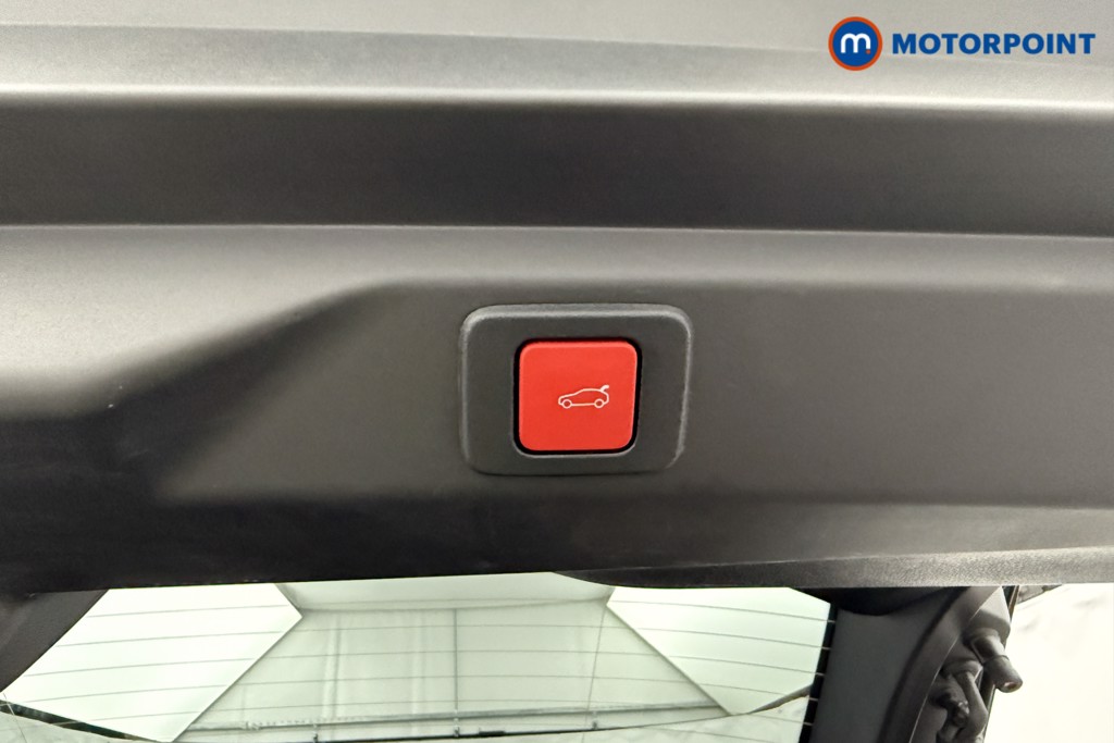 Peugeot 3008 GT Automatic Electric SUV - Stock Number (1627796) - 22nd supplementary image