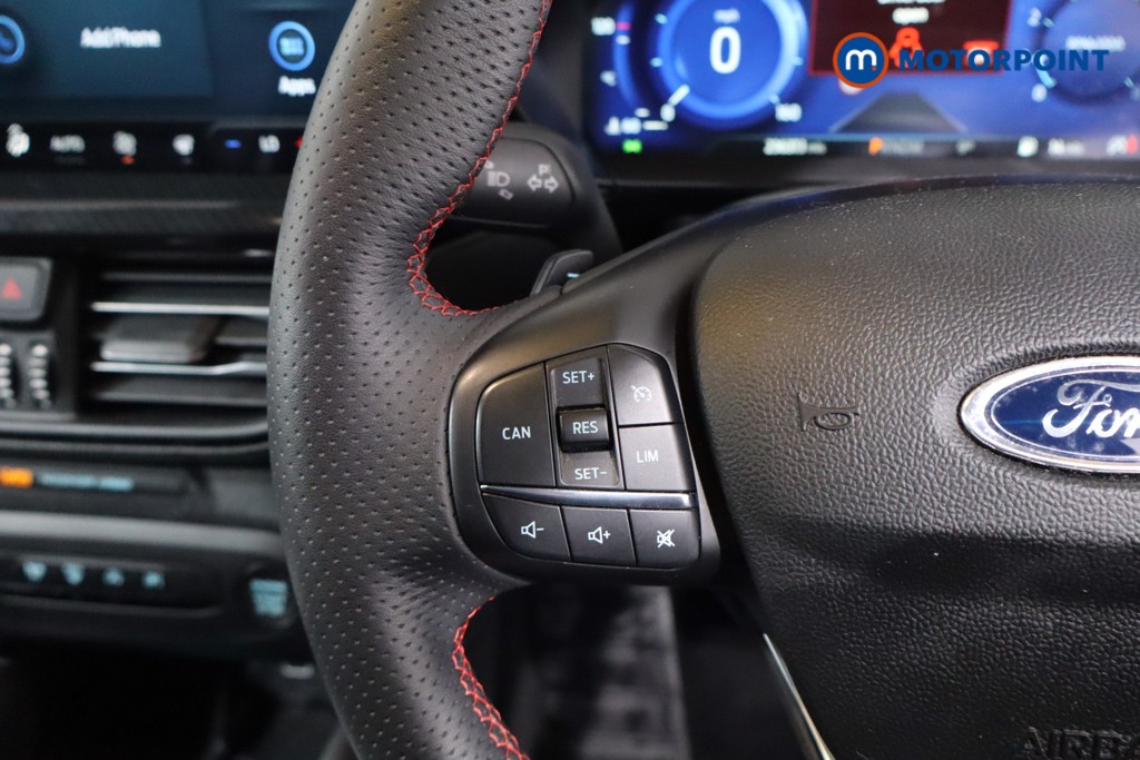 Ford Focus St-Line Vignale Automatic Petrol Hatchback - Stock Number (1627907) - 7th supplementary image