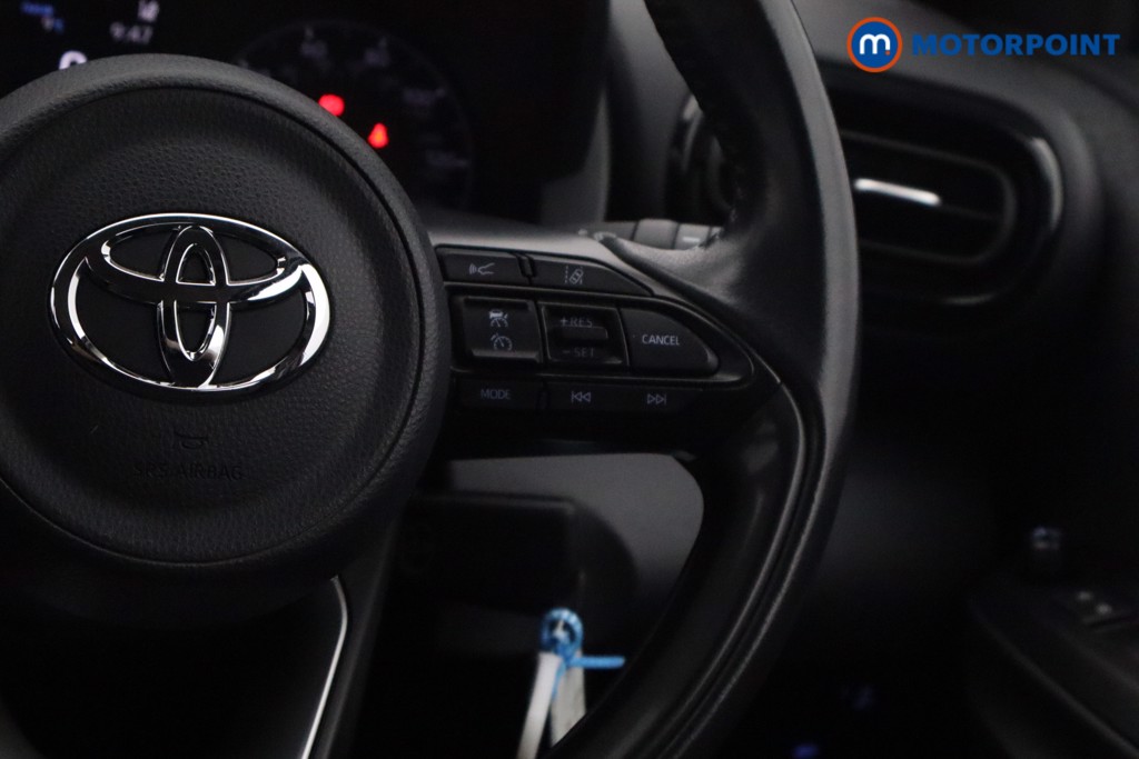 Toyota Yaris Icon Automatic Petrol-Electric Hybrid Hatchback - Stock Number (1628426) - 9th supplementary image