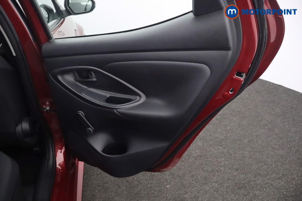 Toyota Yaris Icon Automatic Petrol-Electric Hybrid Hatchback - Stock Number (1628426) - 20th supplementary image