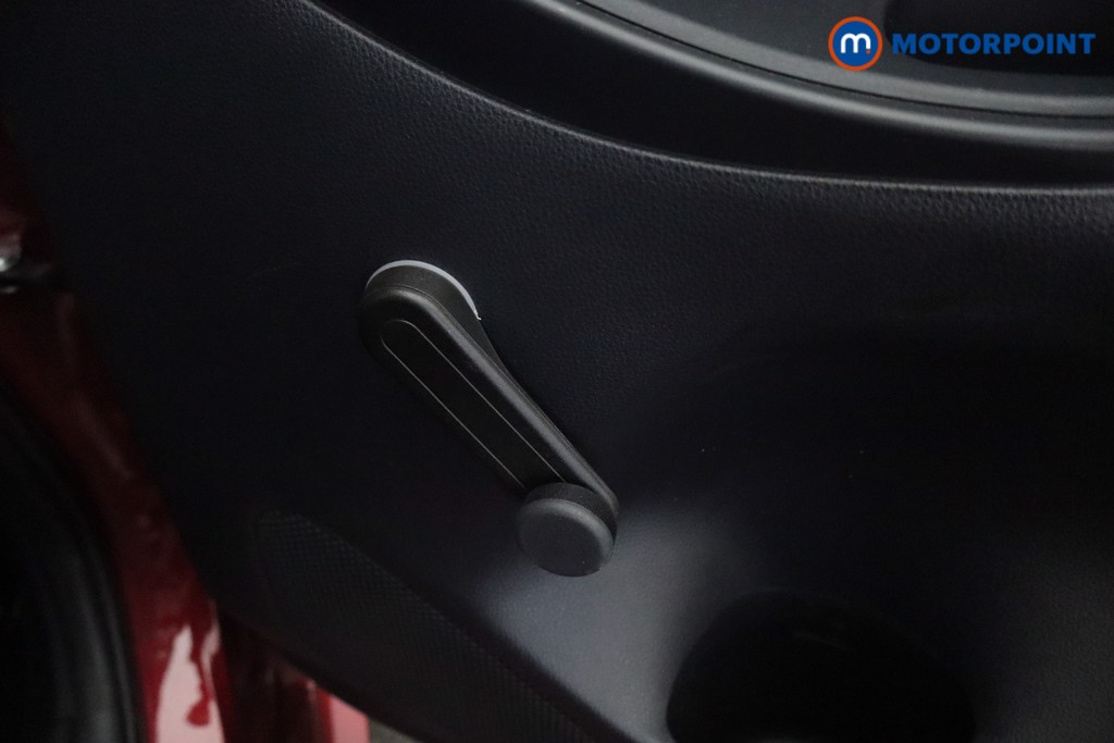 Toyota Yaris Icon Automatic Petrol-Electric Hybrid Hatchback - Stock Number (1628426) - 22nd supplementary image