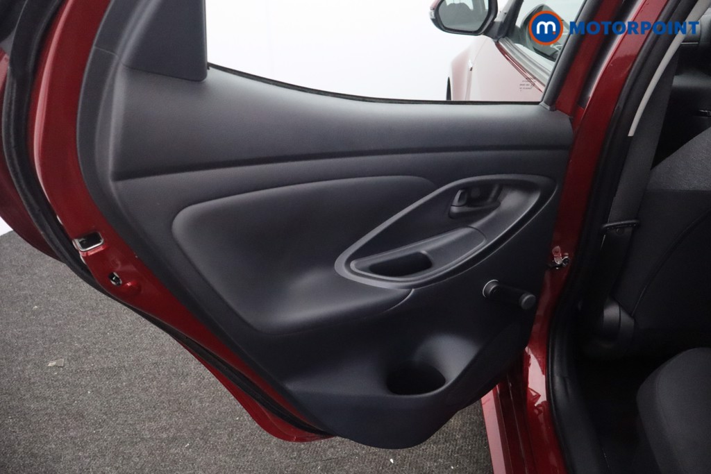 Toyota Yaris Icon Automatic Petrol-Electric Hybrid Hatchback - Stock Number (1628426) - 24th supplementary image