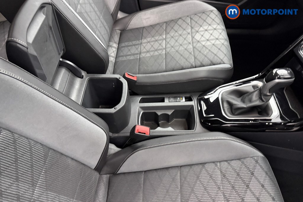 Volkswagen T-Roc R-Line Automatic Petrol SUV - Stock Number (1628693) - 11th supplementary image