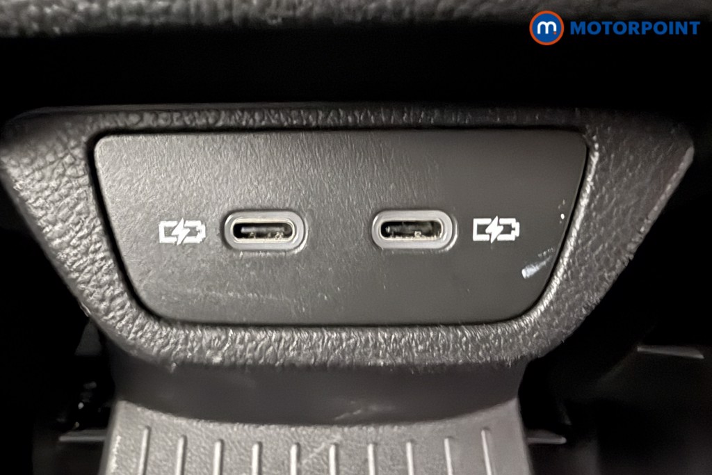 Volkswagen T-Roc R-Line Automatic Petrol SUV - Stock Number (1628693) - 17th supplementary image