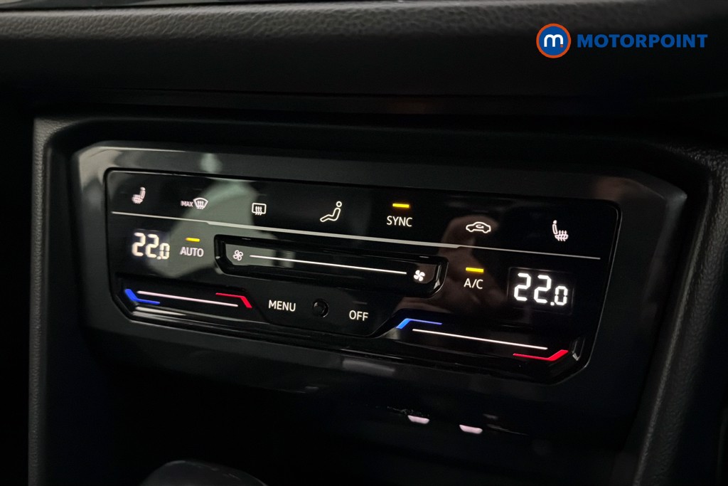 Volkswagen Tiguan R-Line Automatic Petrol SUV - Stock Number (1628852) - 12th supplementary image