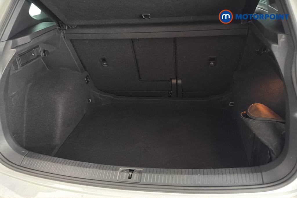 Volkswagen Tiguan R-Line Automatic Petrol SUV - Stock Number (1628852) - 33rd supplementary image
