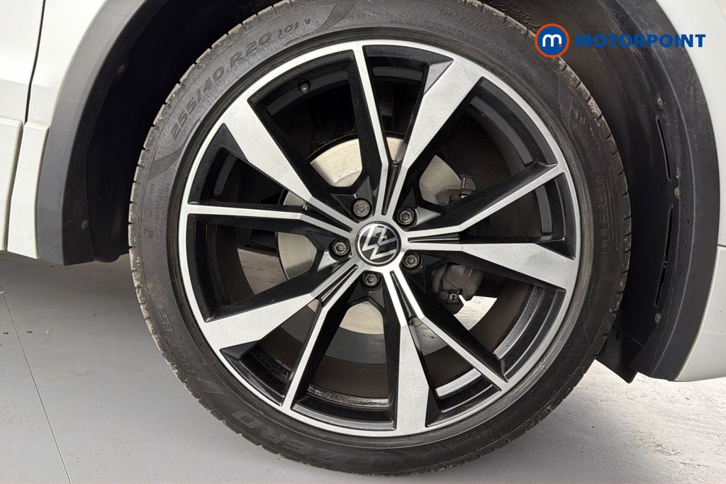 Volkswagen Tiguan R-Line Automatic Petrol SUV - Stock Number (1628852) - 50th supplementary image