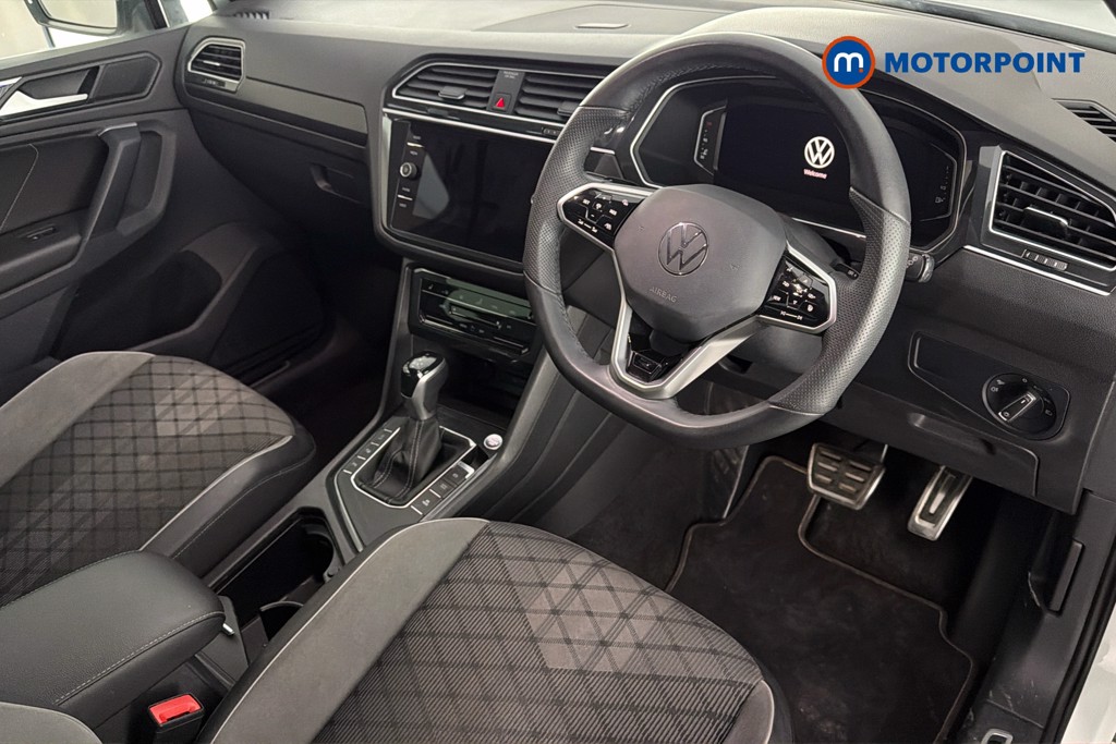 Volkswagen Tiguan R-Line Automatic Petrol SUV - Stock Number (1628852) - 1st supplementary image