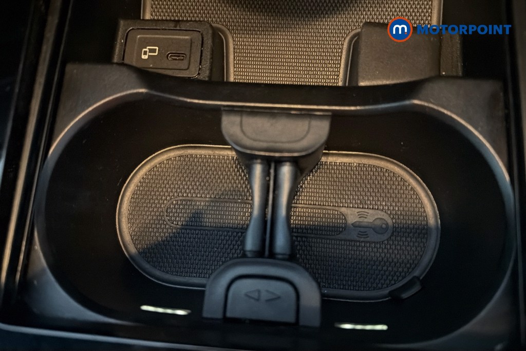 Mercedes-Benz A Class Amg Line Automatic Petrol Hatchback - Stock Number (1629481) - 16th supplementary image