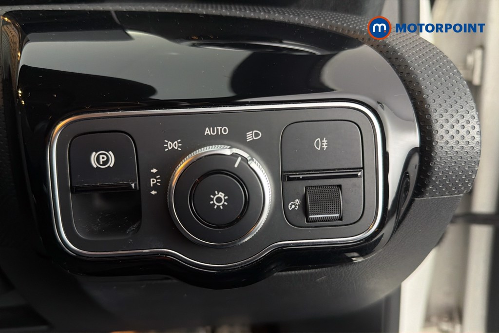 Mercedes-Benz A Class Amg Line Automatic Petrol Hatchback - Stock Number (1629481) - 18th supplementary image