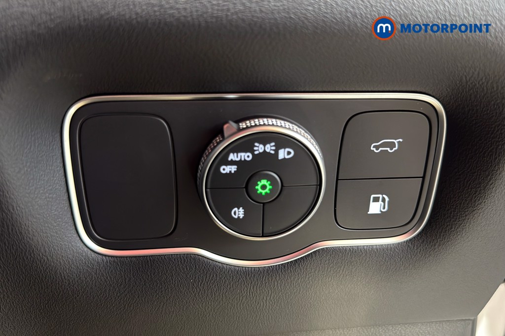 Chery Tiggo 8 Summit Automatic Petrol Plug-In Hybrid SUV - Stock Number (1629630) - 18th supplementary image