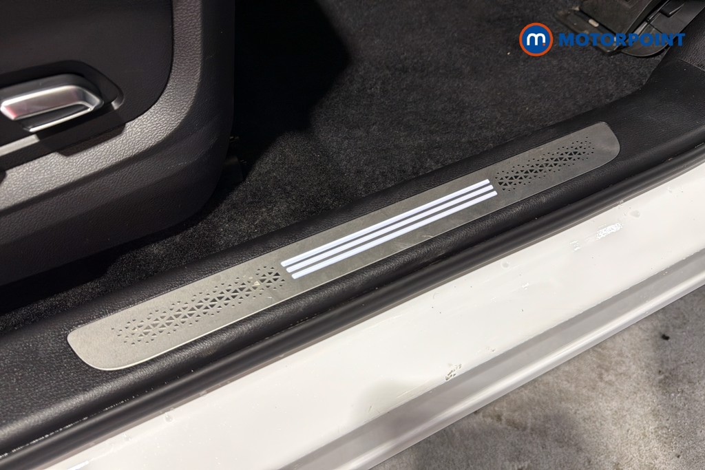 Chery Tiggo 8 Summit Automatic Petrol Plug-In Hybrid SUV - Stock Number (1629630) - 27th supplementary image