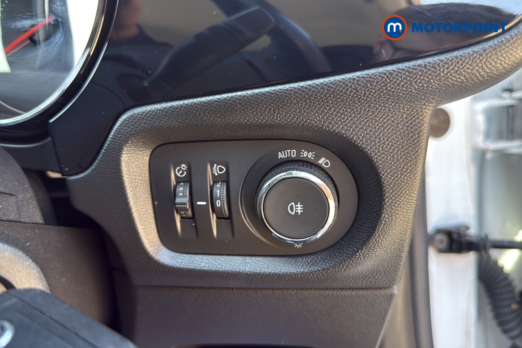 Vauxhall Corsa Se Premium Manual Petrol Hatchback - Stock Number (1629651) - 11th supplementary image