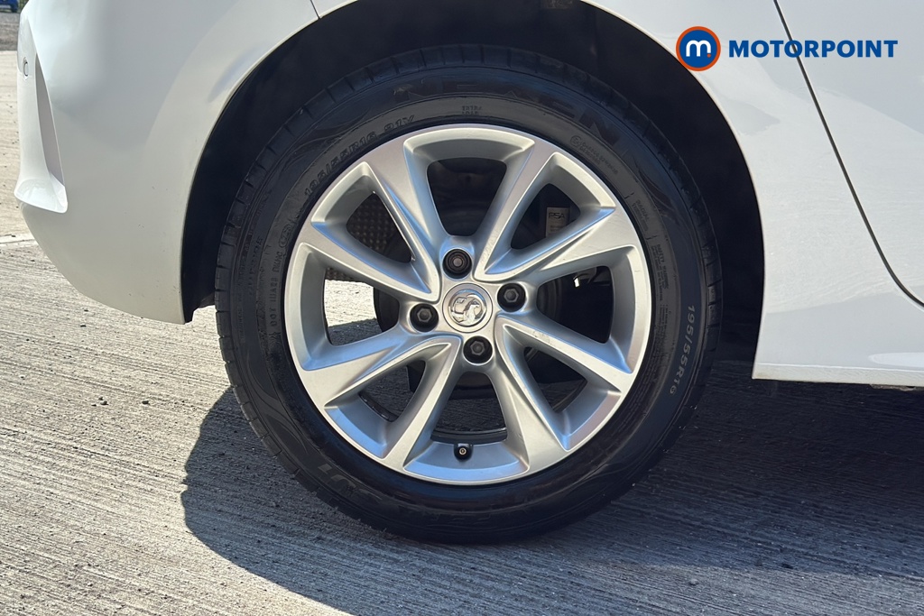 Vauxhall Corsa Se Premium Manual Petrol Hatchback - Stock Number (1629651) - 46th supplementary image