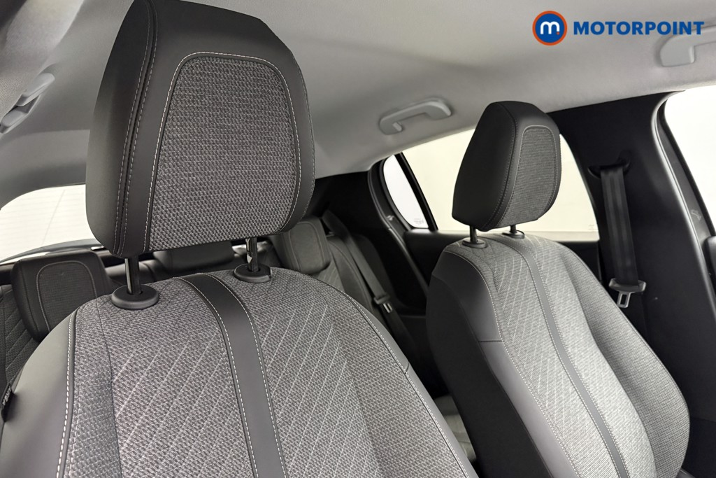 Peugeot 2008 Allure Manual Petrol SUV - Stock Number (1630158) - 14th supplementary image