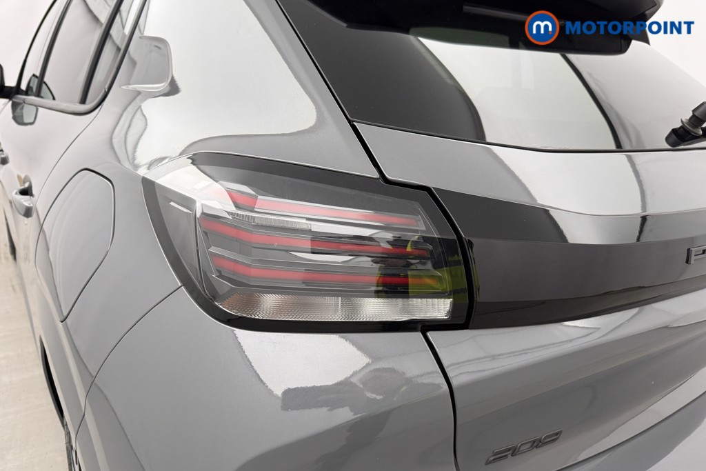 Peugeot 2008 Allure Manual Petrol SUV - Stock Number (1630158) - 20th supplementary image