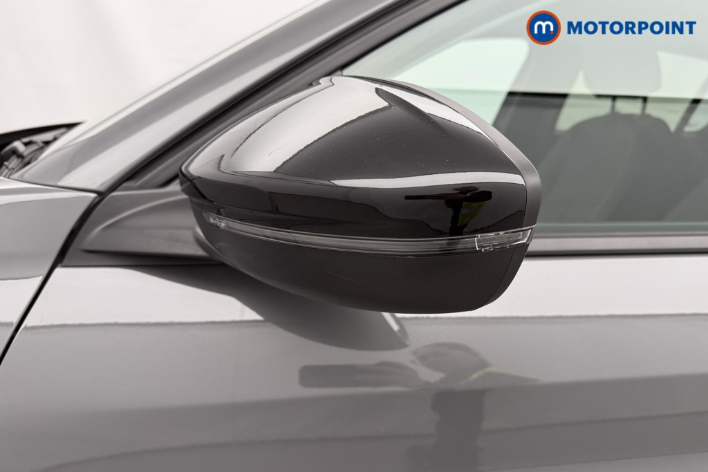 Peugeot 2008 Allure Manual Petrol SUV - Stock Number (1630158) - 21st supplementary image