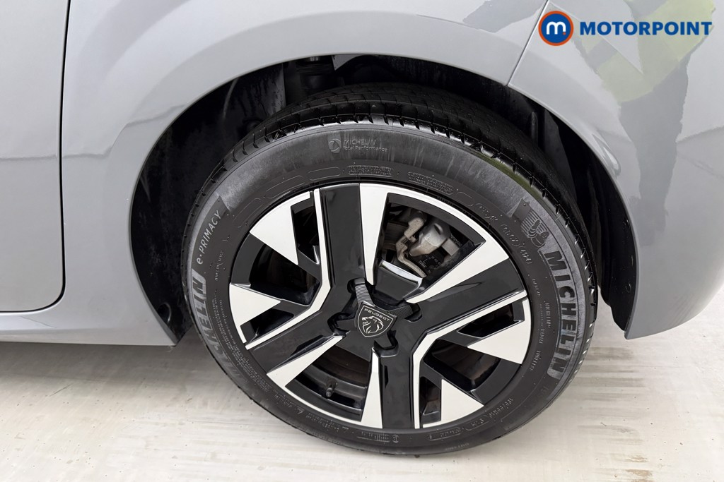Peugeot 2008 Allure Manual Petrol SUV - Stock Number (1630158) - 24th supplementary image