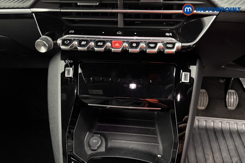 Peugeot 2008 Allure Manual Petrol SUV - Stock Number (1630160) - 11th supplementary image