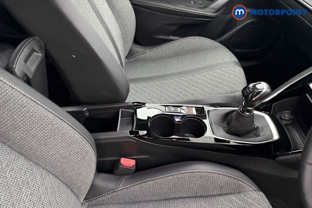 Peugeot 2008 Allure Manual Petrol SUV - Stock Number (1630160) - 13th supplementary image