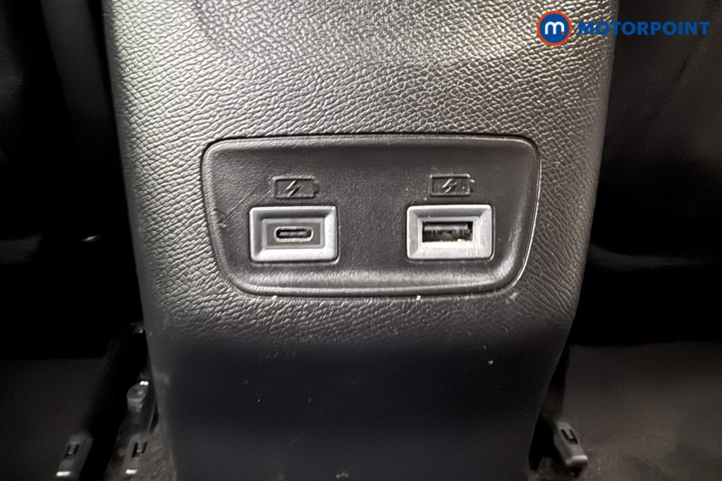 Peugeot 2008 Allure Manual Petrol SUV - Stock Number (1630160) - 19th supplementary image