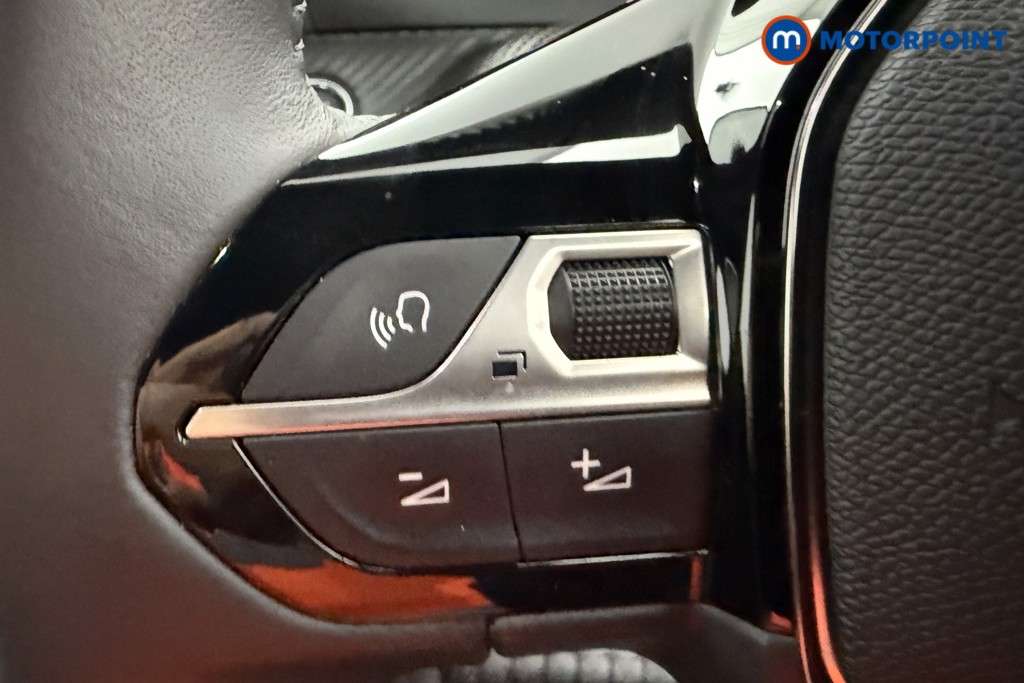 Peugeot 2008 Allure Manual Petrol SUV - Stock Number (1630173) - 3rd supplementary image
