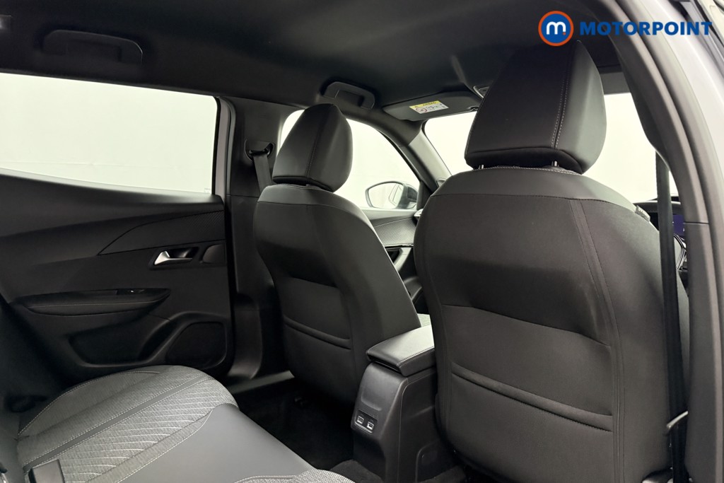 Peugeot 2008 Allure Manual Petrol SUV - Stock Number (1630173) - 18th supplementary image