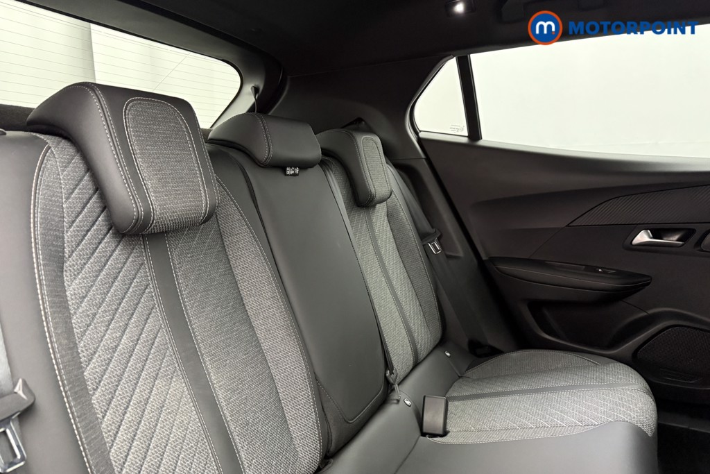 Peugeot 2008 Allure Manual Petrol SUV - Stock Number (1630173) - 20th supplementary image