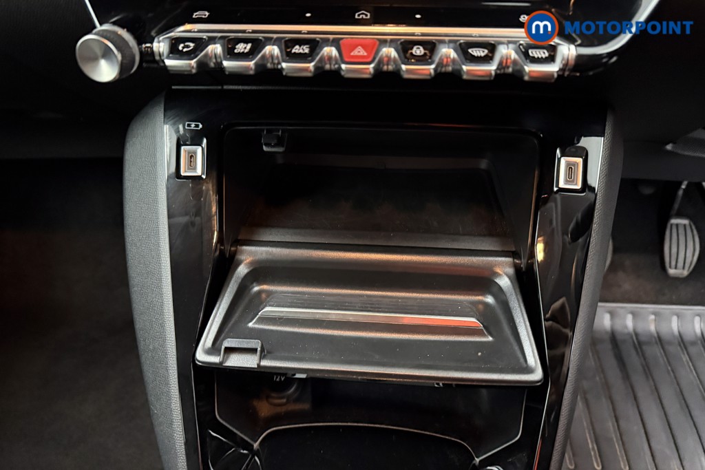 Peugeot 208 Allure Manual Petrol Hatchback - Stock Number (1630250) - 11th supplementary image