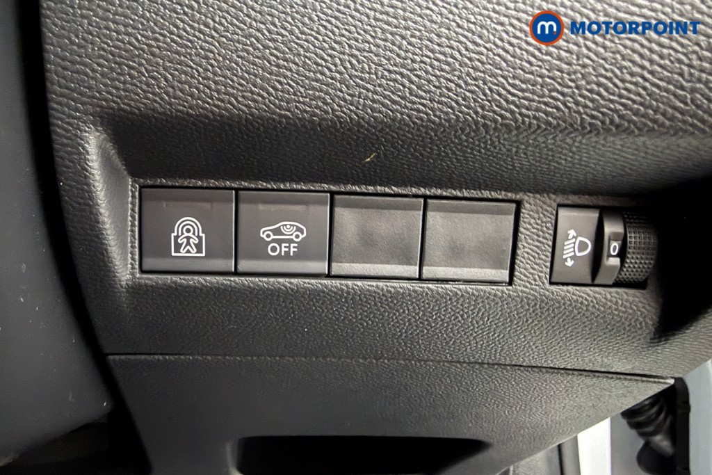 Peugeot 208 Allure Manual Petrol Hatchback - Stock Number (1630252) - 5th supplementary image