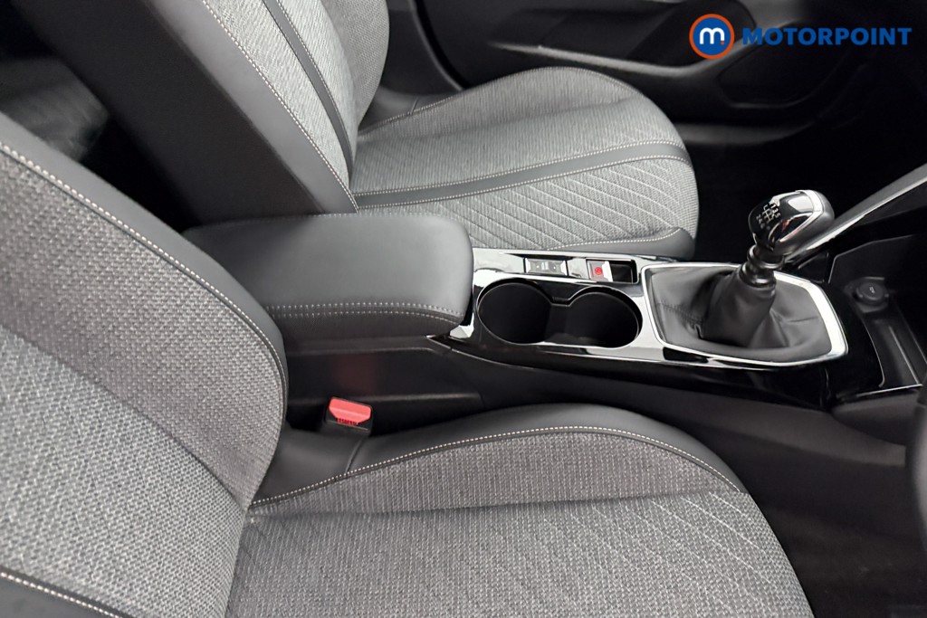 Peugeot 208 Allure Manual Petrol Hatchback - Stock Number (1630252) - 13th supplementary image