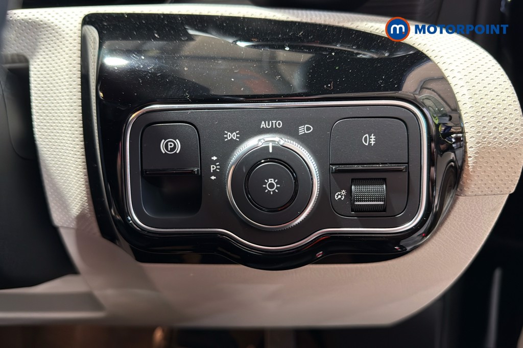 Mercedes-Benz CLA Sport Executive Edition Automatic Petrol Coupe - Stock Number (1630422) - 18th supplementary image