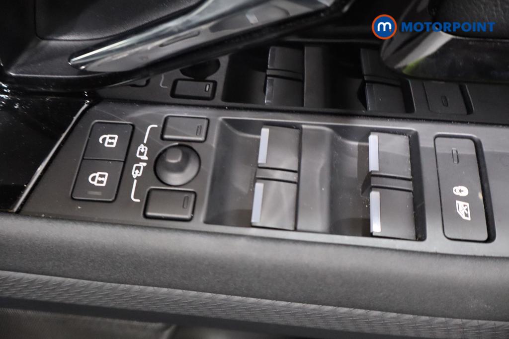 Land Rover Range Rover Evoque Evoque Edition Automatic Petrol Plug-In Hybrid SUV - Stock Number (1631275) - 10th supplementary image