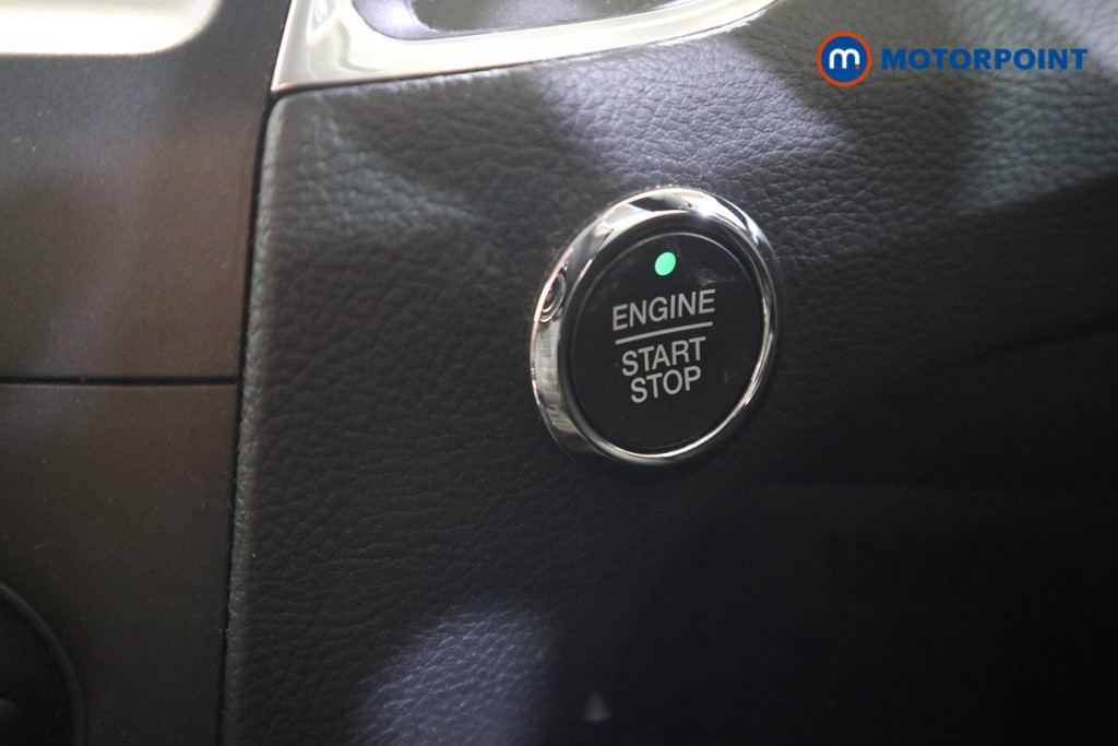 Ford Galaxy Titanium Automatic Diesel People Carrier - Stock Number (1631954) - 6th supplementary image