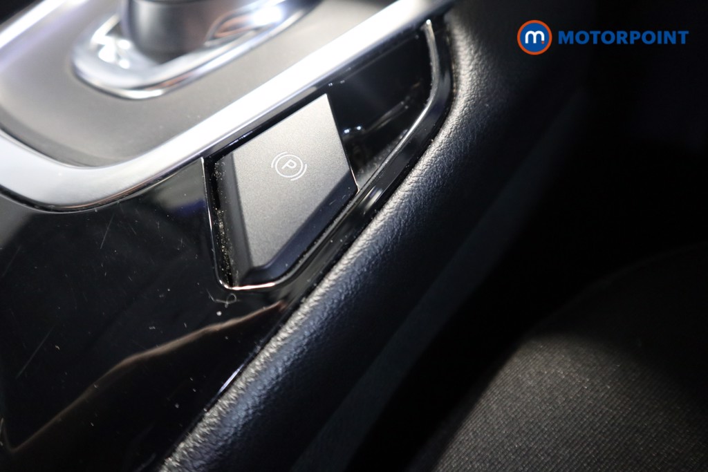 Ford Galaxy Titanium Automatic Diesel People Carrier - Stock Number (1631954) - 10th supplementary image