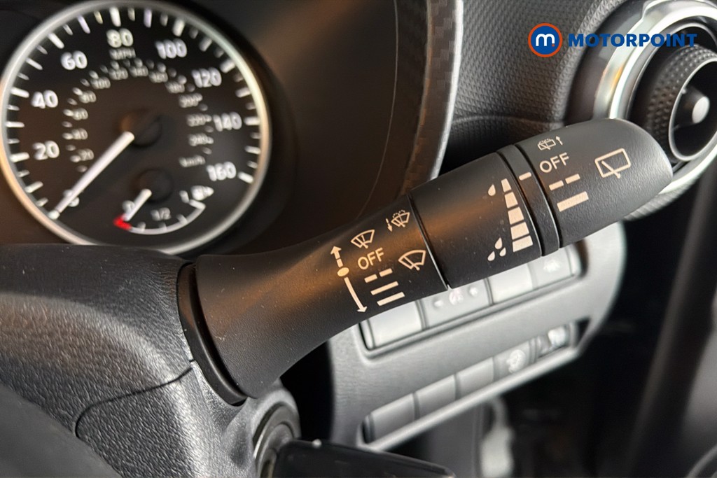 Nissan Juke Acenta Manual Petrol SUV - Stock Number (1632322) - 7th supplementary image