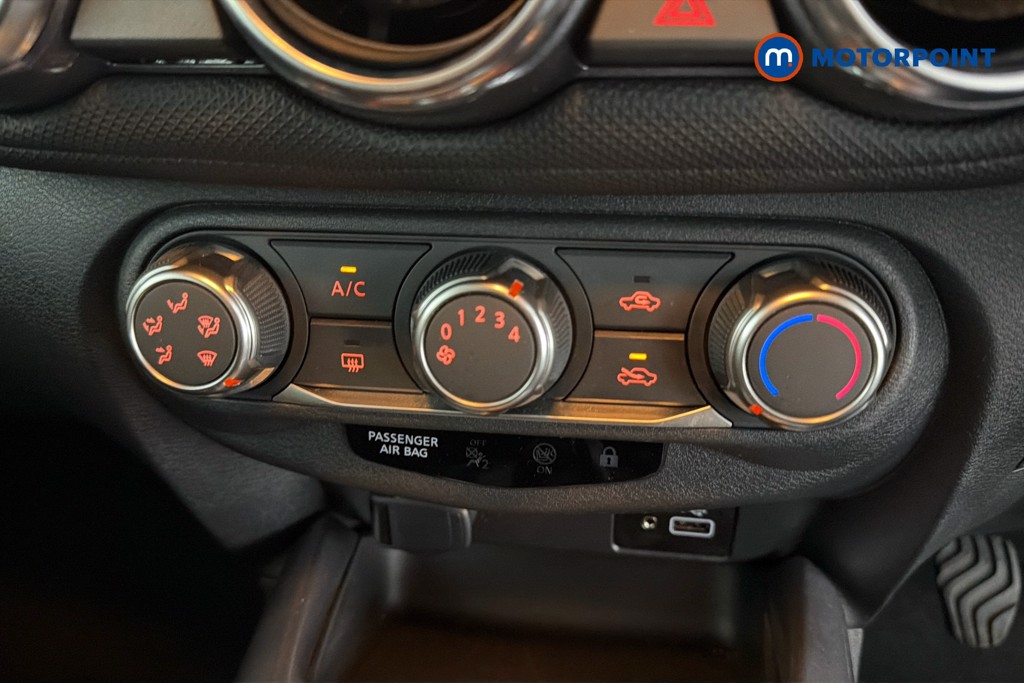 Nissan Juke Acenta Manual Petrol SUV - Stock Number (1632322) - 12th supplementary image