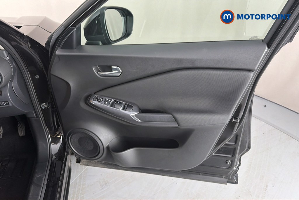 Nissan Juke Acenta Manual Petrol SUV - Stock Number (1632322) - 19th supplementary image