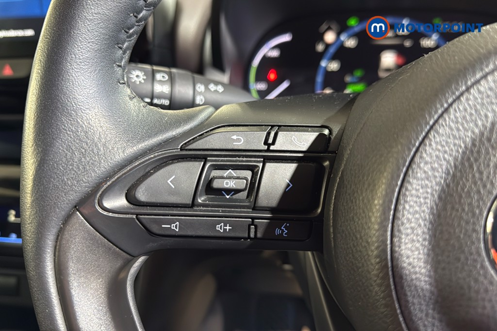 Toyota Yaris Cross Excel Automatic Petrol-Electric Hybrid Estate - Stock Number (1633976) - 3rd supplementary image