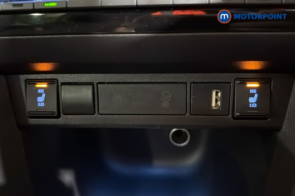 Toyota Yaris Cross Excel Automatic Petrol-Electric Hybrid Estate - Stock Number (1633976) - 14th supplementary image