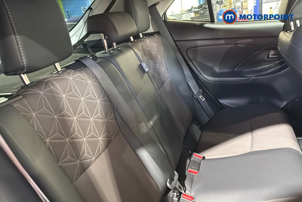 Toyota Yaris Cross Excel Automatic Petrol-Electric Hybrid Estate - Stock Number (1633976) - 28th supplementary image